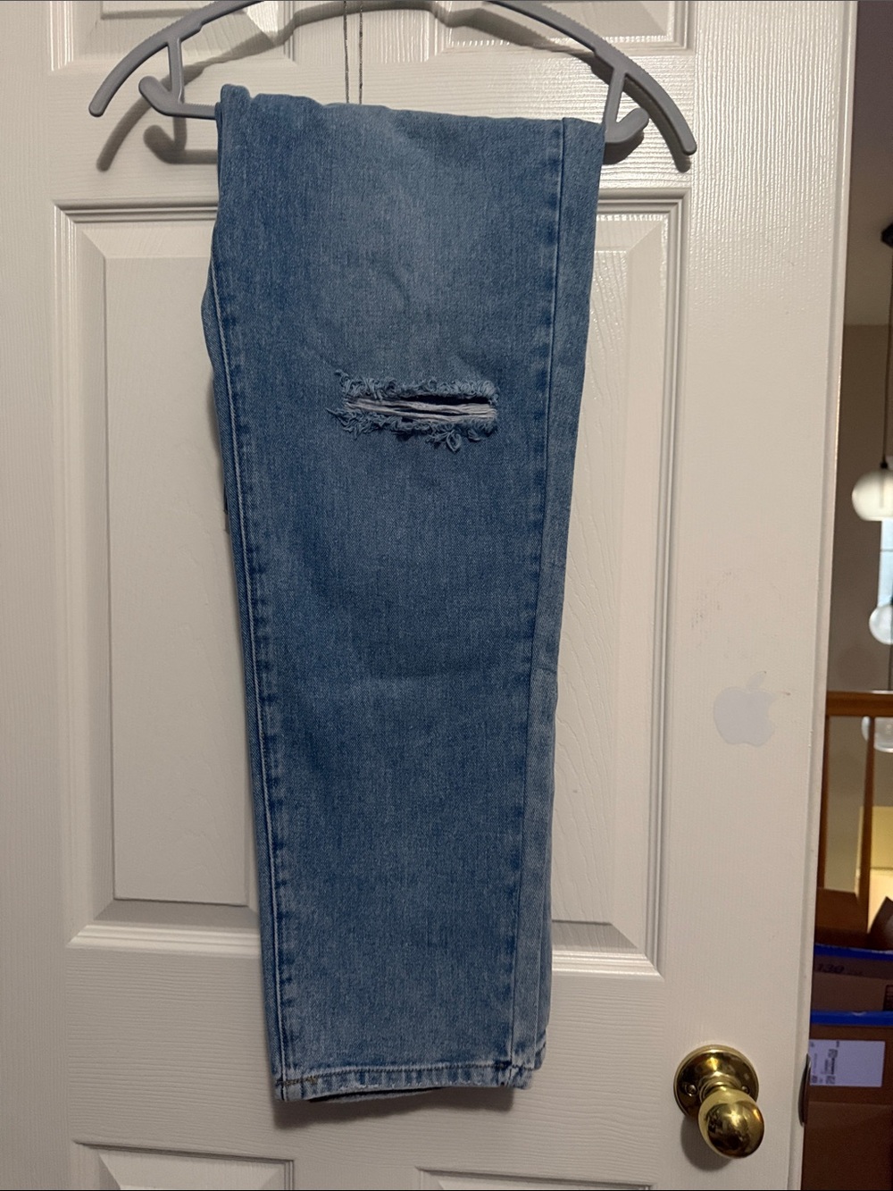 Shoe Dazzle Medium Blue Straight-Leg Jeans with Distressed Knee